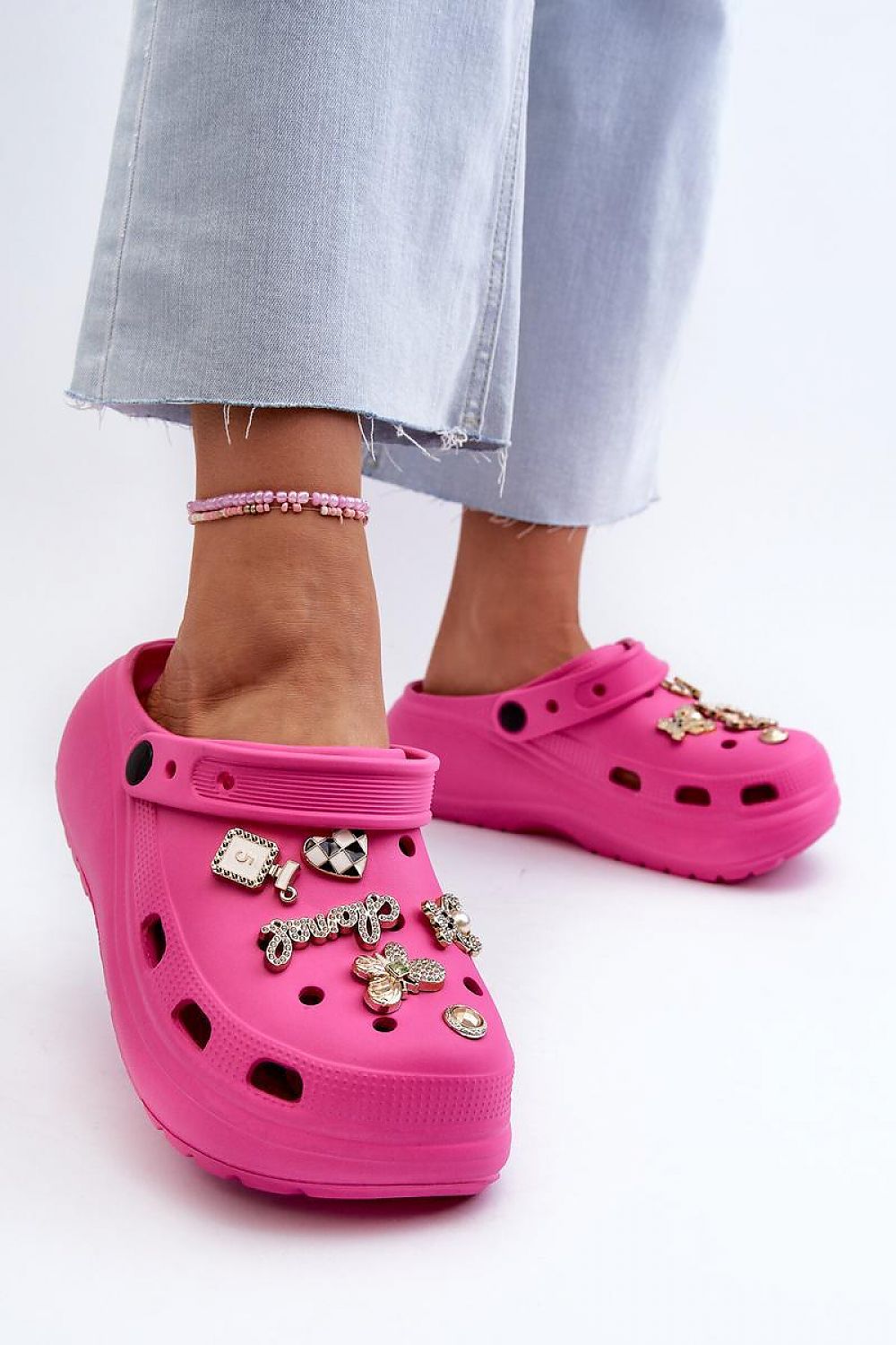 Clacquettes model 196225 Step in style
