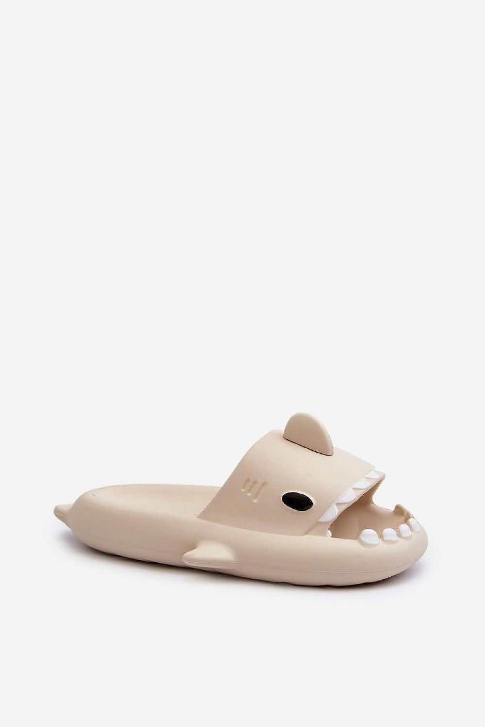 Clacquettes model 196229 Step in style