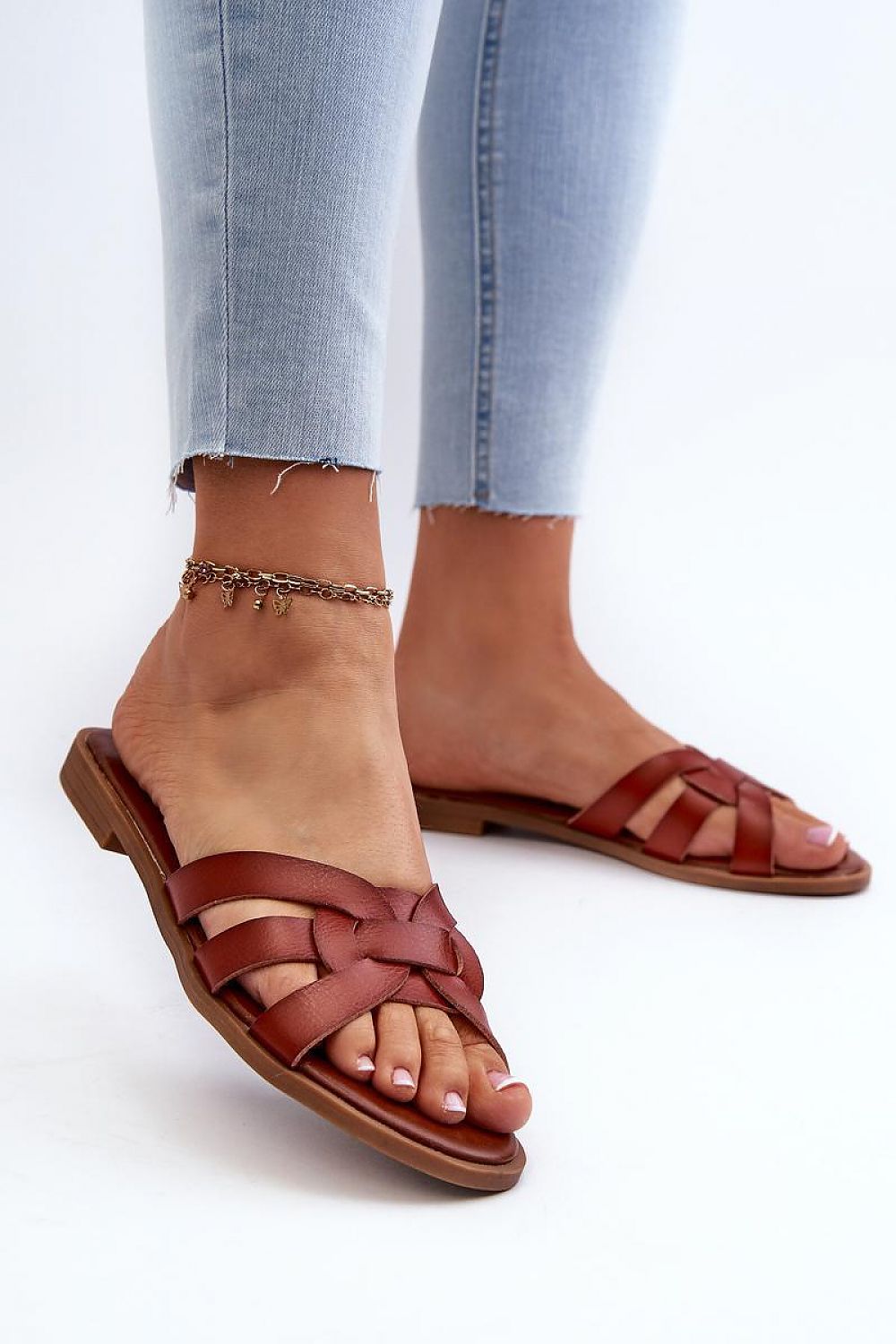 Clacquettes model 196346 Step in style