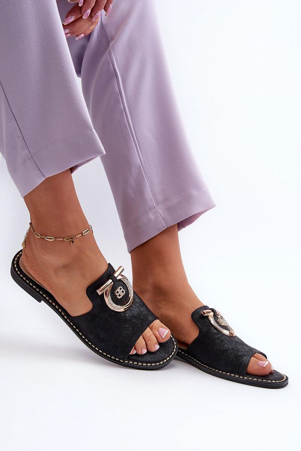 Clacquettes model 196664 Step in style