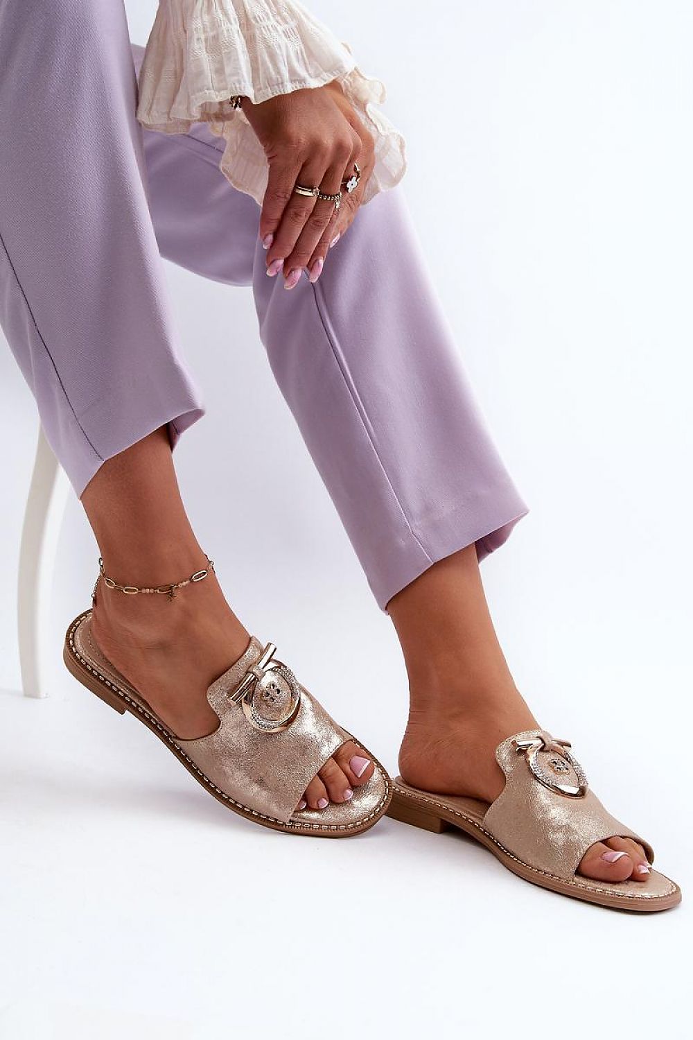 Clacquettes model 196664 Step in style