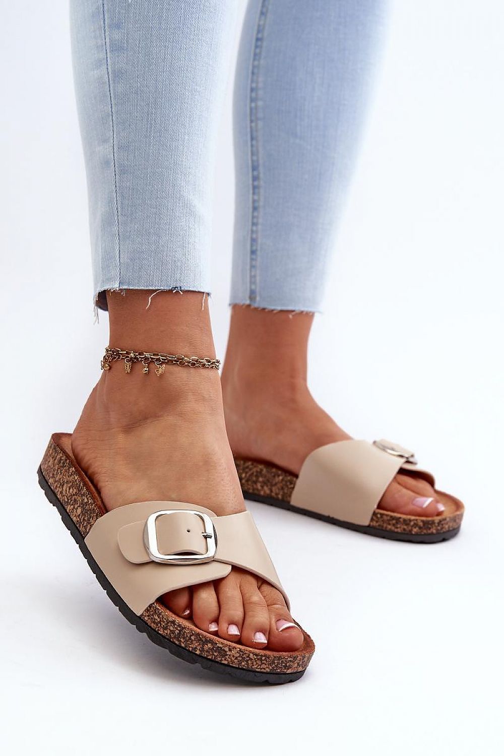 Clacquettes model 196689 Step in style