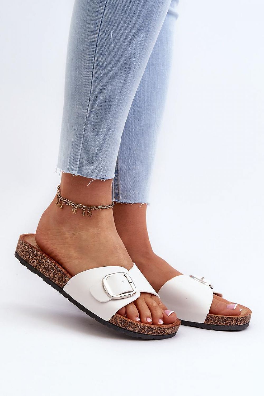 Clacquettes model 196689 Step in style