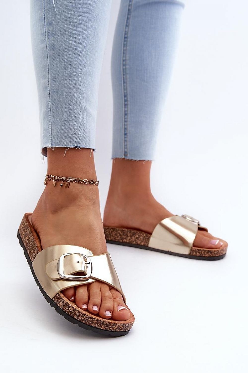 Clacquettes model 196689 Step in style
