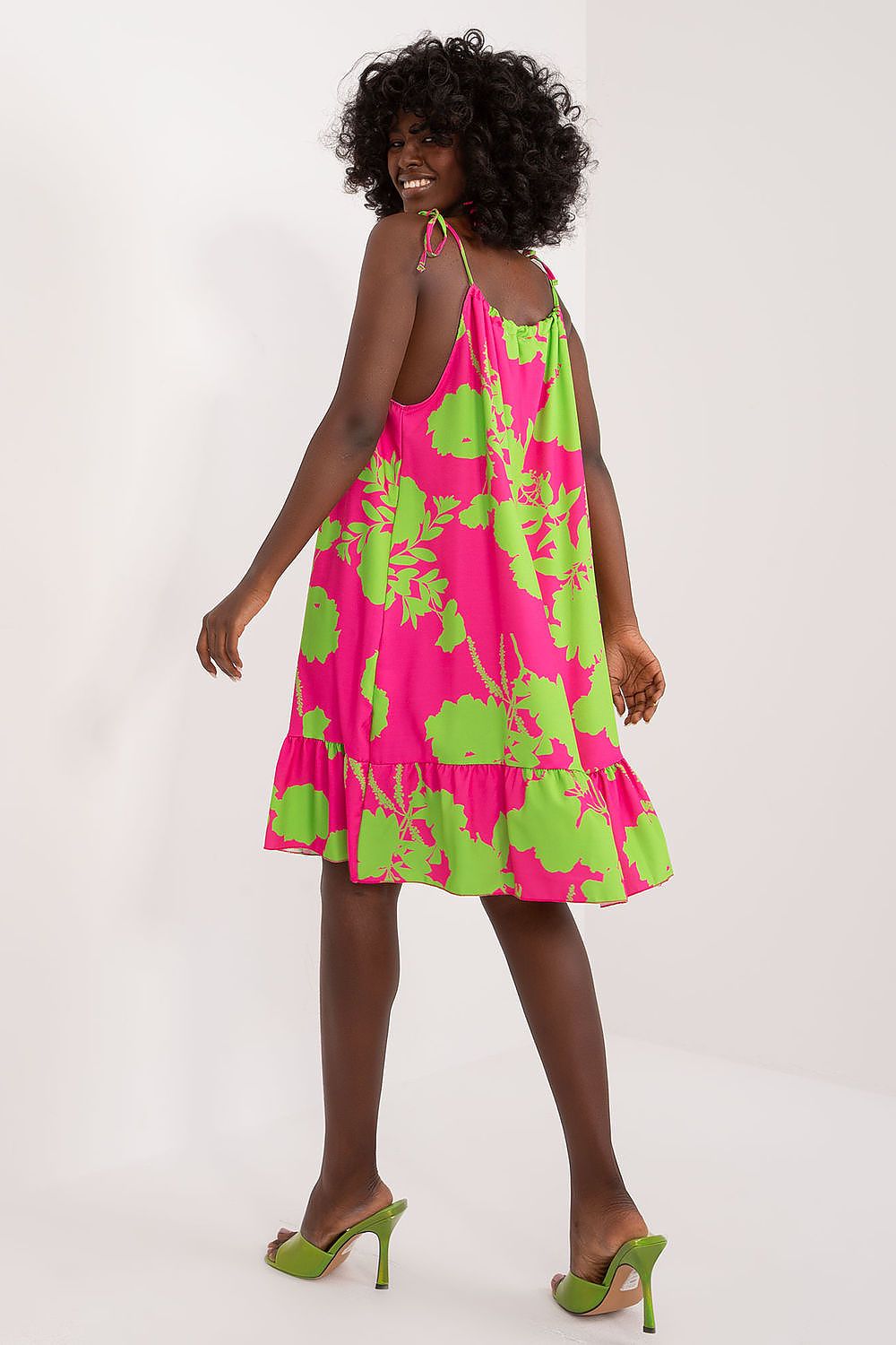 Robe de jour model 196773 Rue Paris