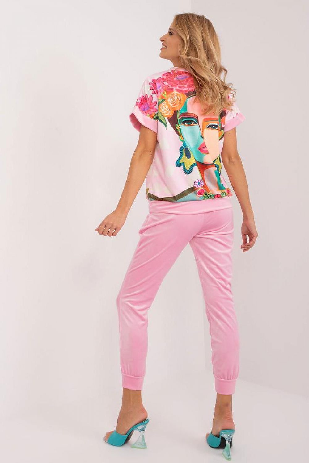 L`ensemble model 196784 Rue Paris