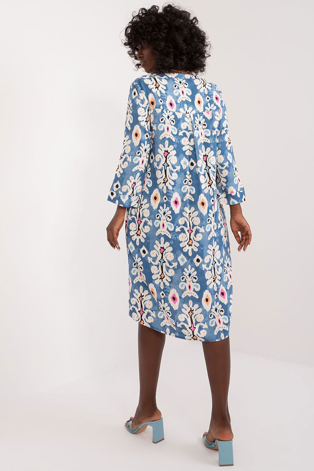 Robe de jour model 196910 Sublevel