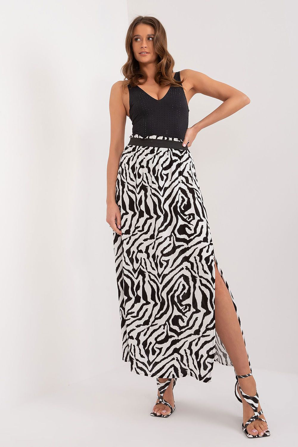 Long skirt model 196929 Sublevel
