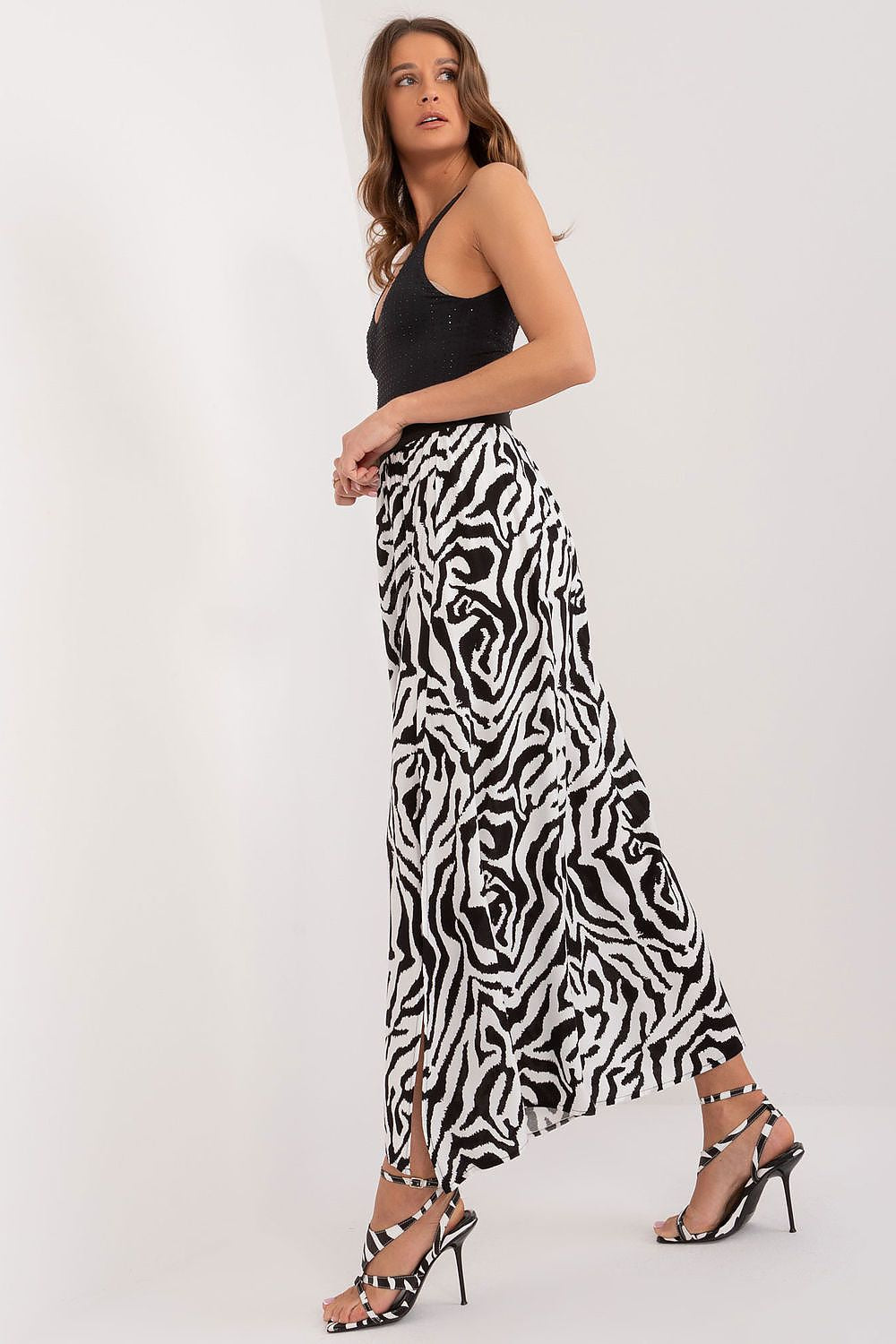 Long skirt model 196929 Sublevel