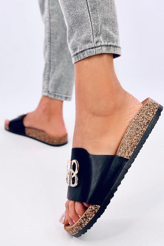 Clacquettes model 197267 Inello