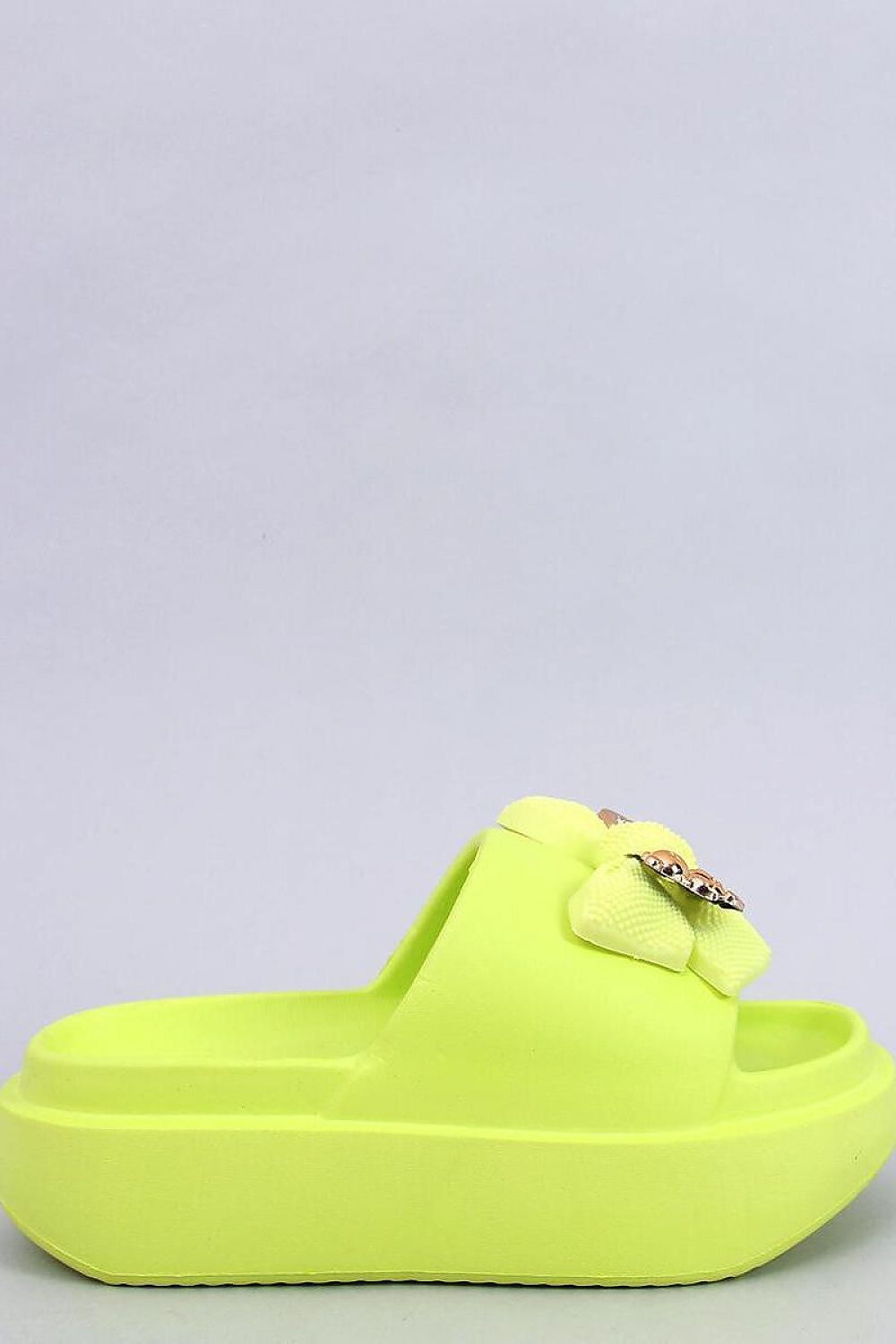 Clacquettes model 197283 Inello
