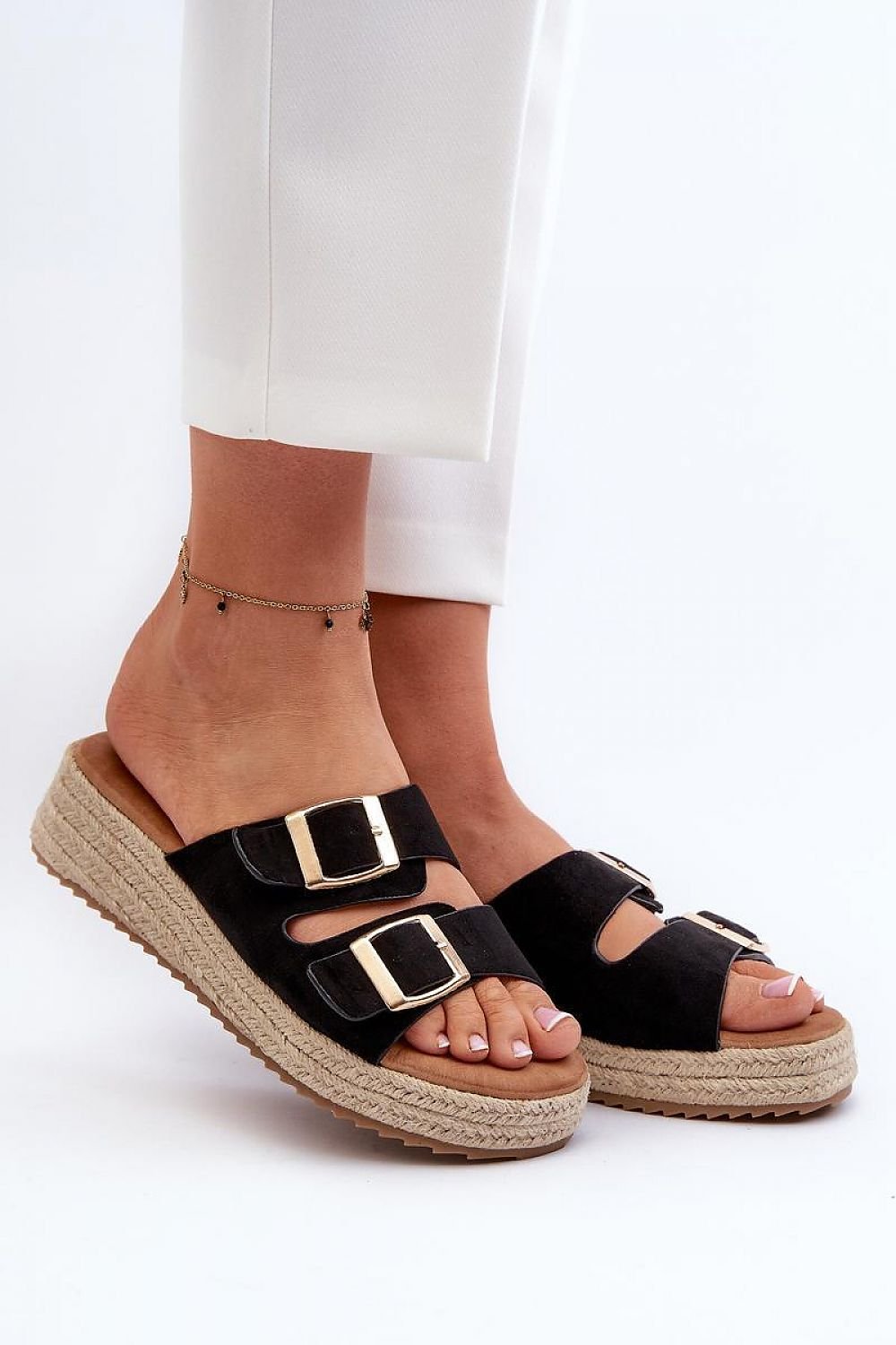 Slides model 197421 Step in style