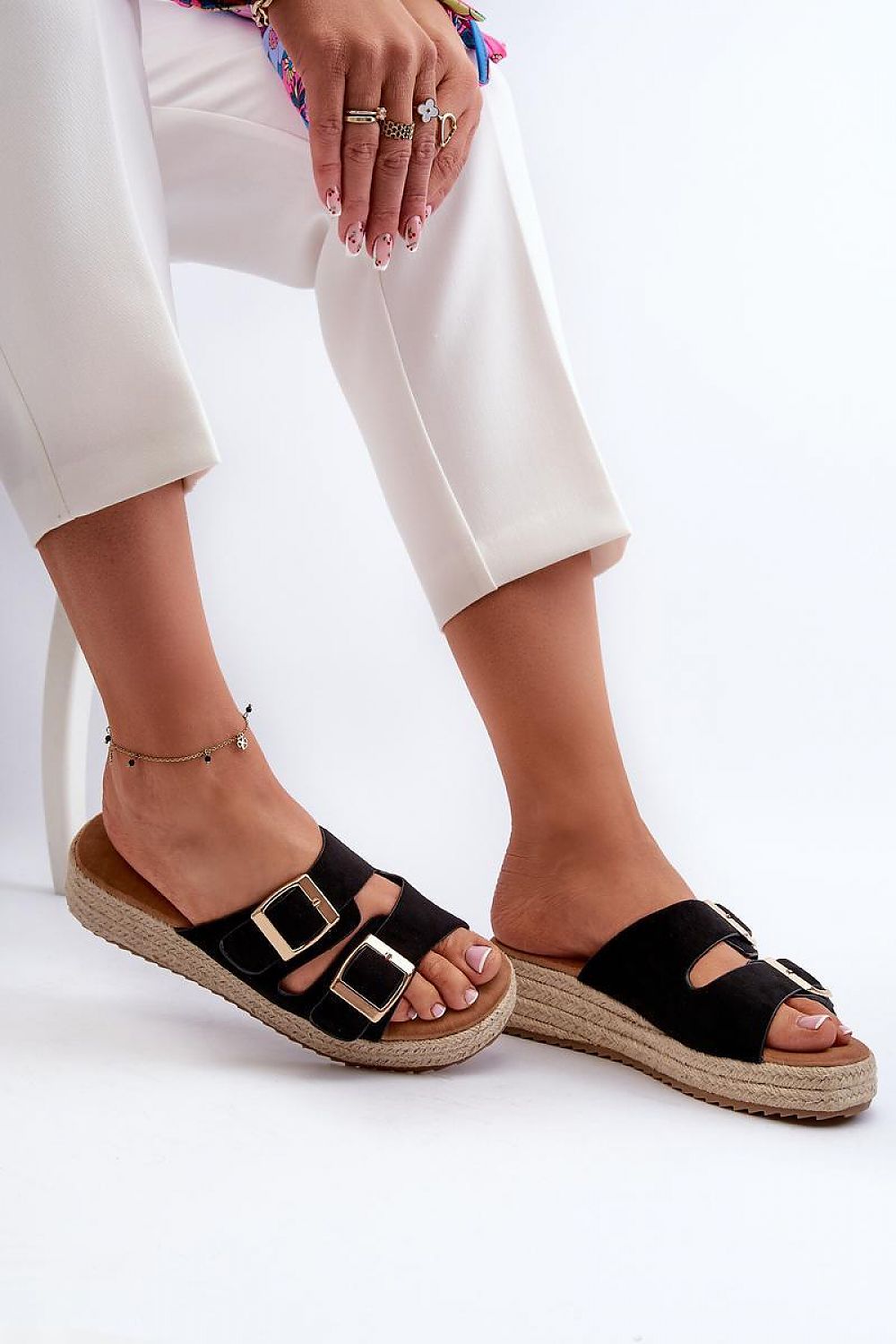 Slides model 197421 Step in style