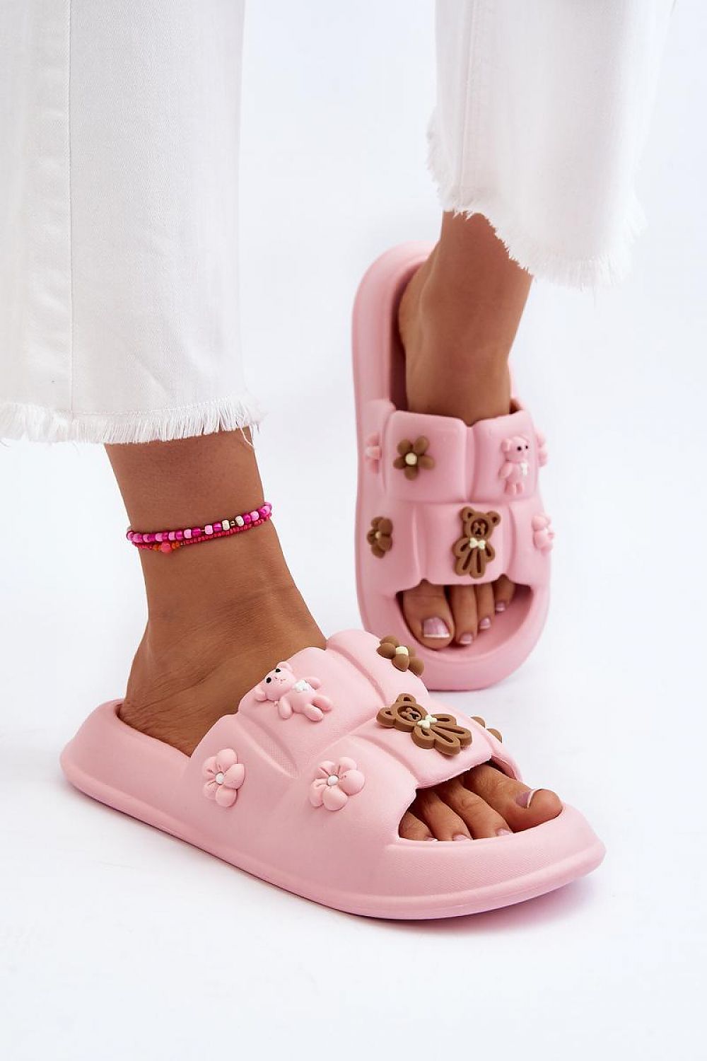 Slides model 197652 Step in style