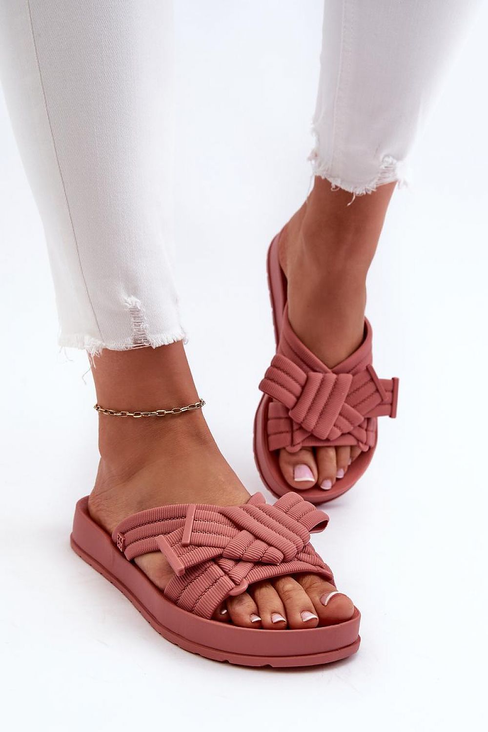 Slides model 197656 Step in style