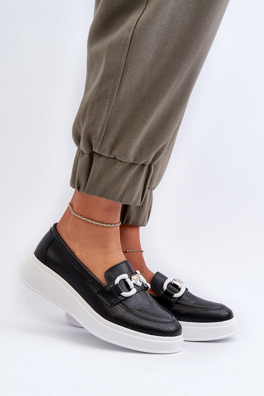 Moccasins model 197814 Step in style
