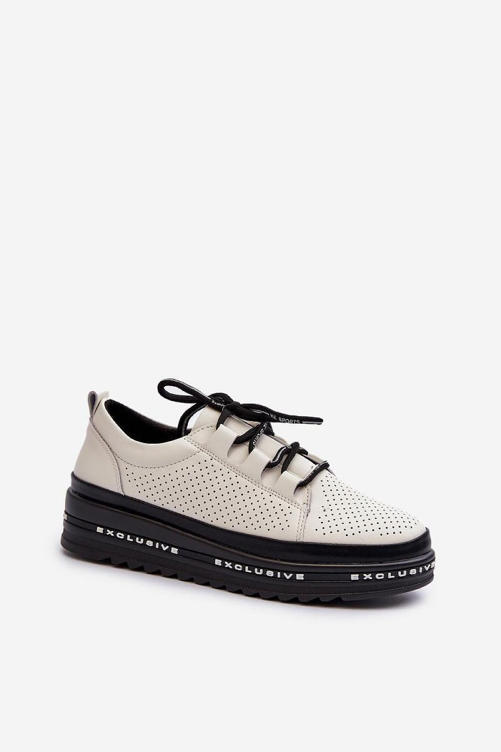 Low shoes model 198009 Step in style