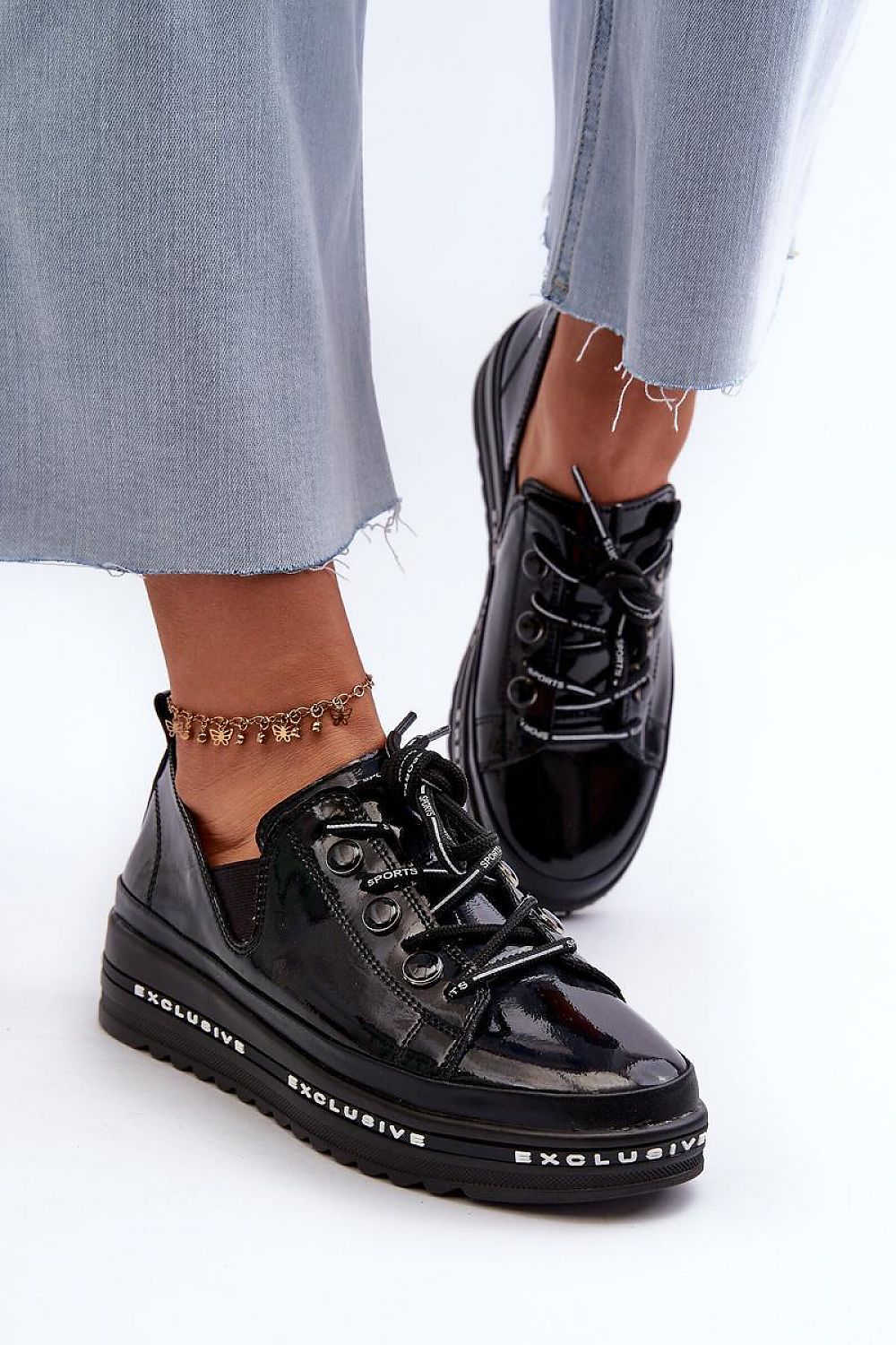 Low shoes model 198011 Step in style