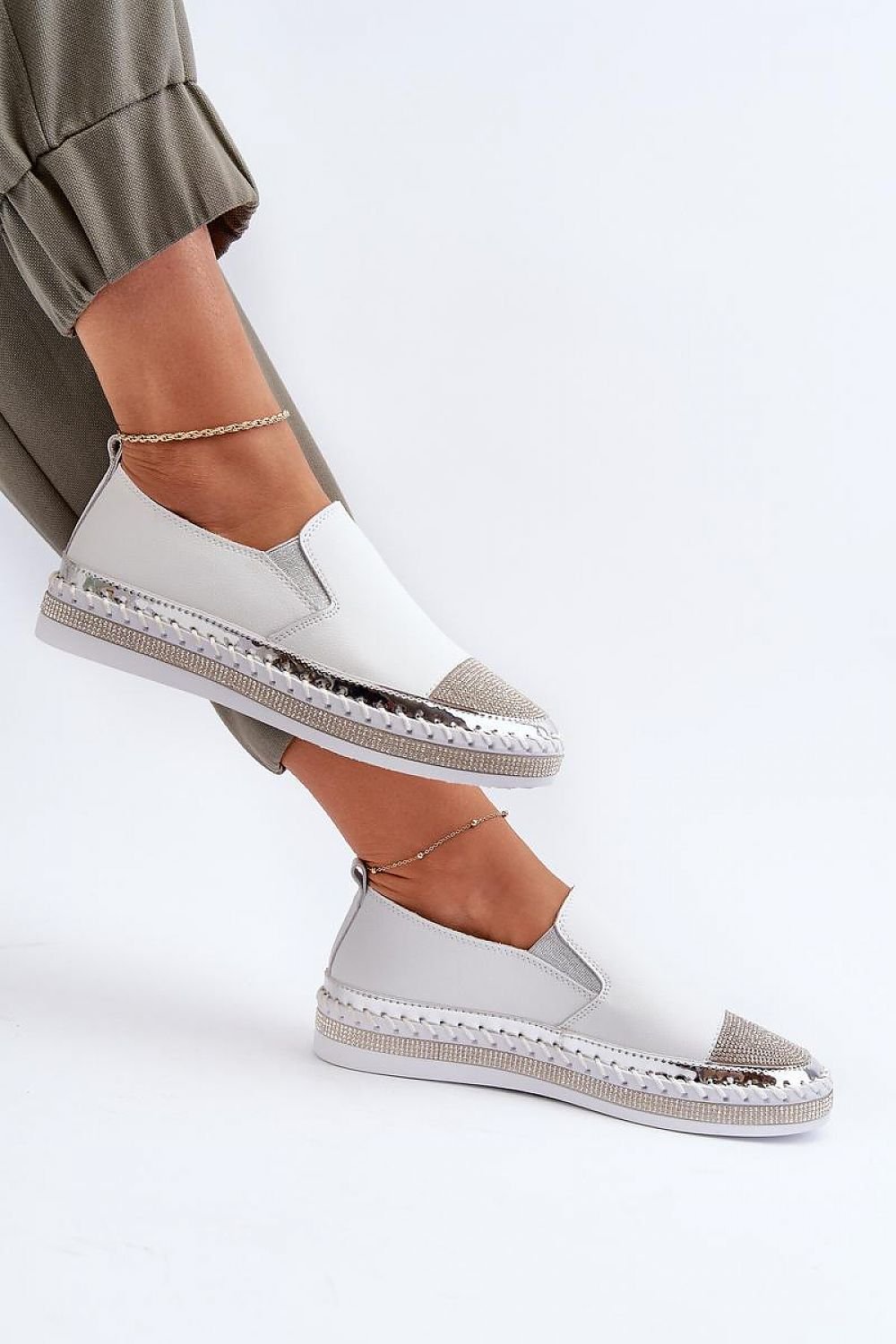 Low shoes model 198017 Step in style