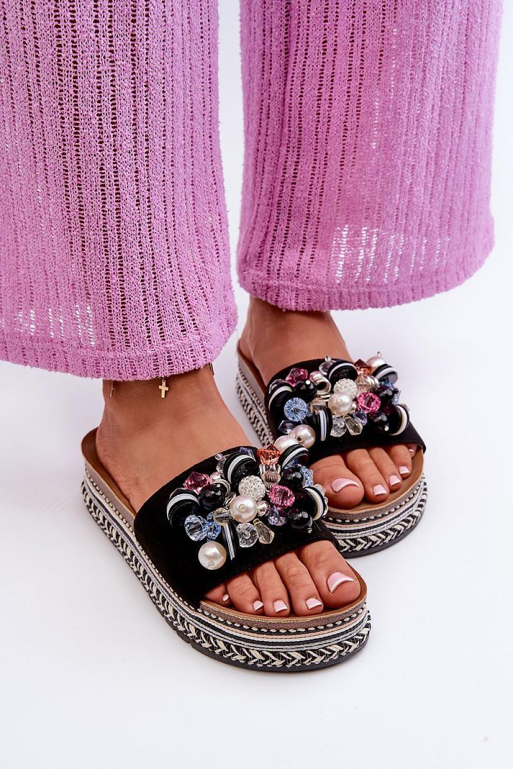 Clacquettes model 198433 Step in style