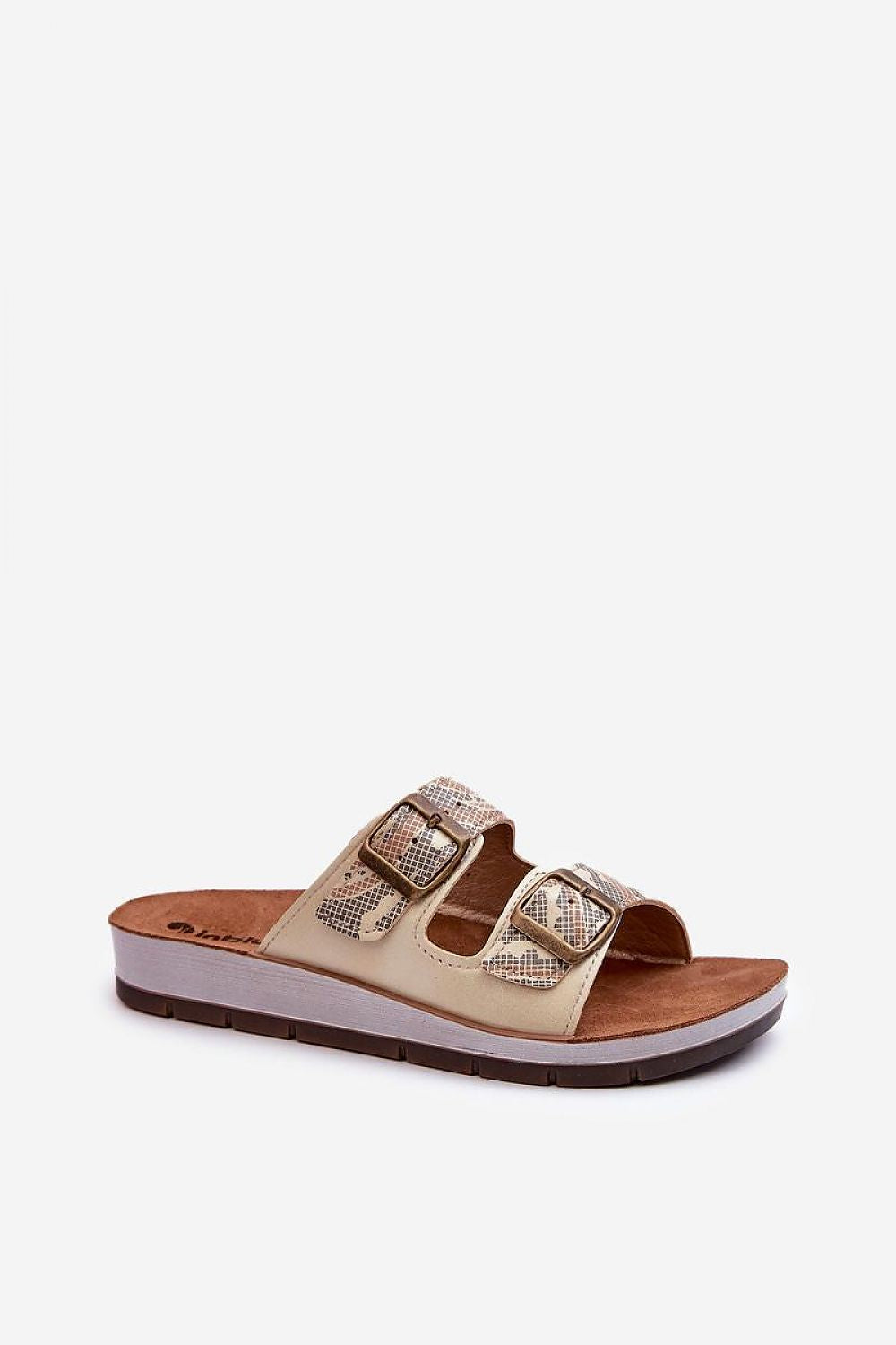 Clacquettes model 198165 Step in style