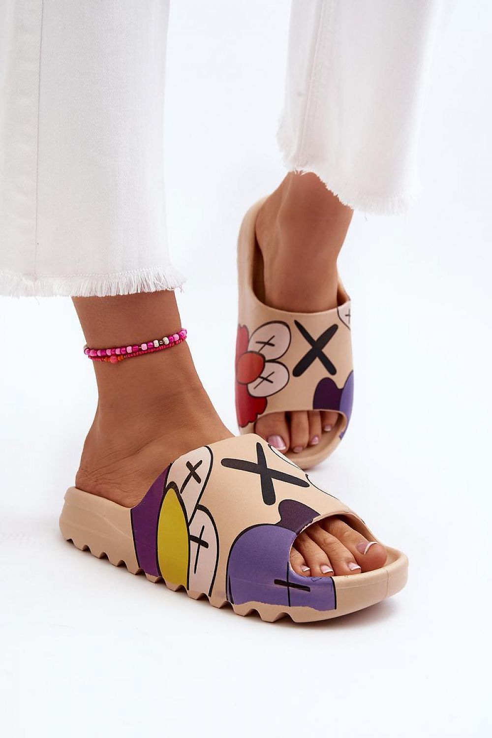 Clacquettes model 198173 Step in style