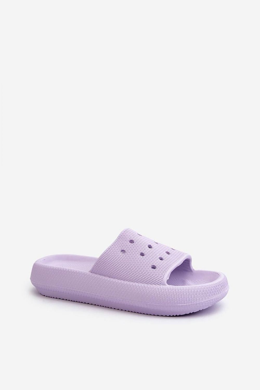 Clacquettes model 198178 Step in style