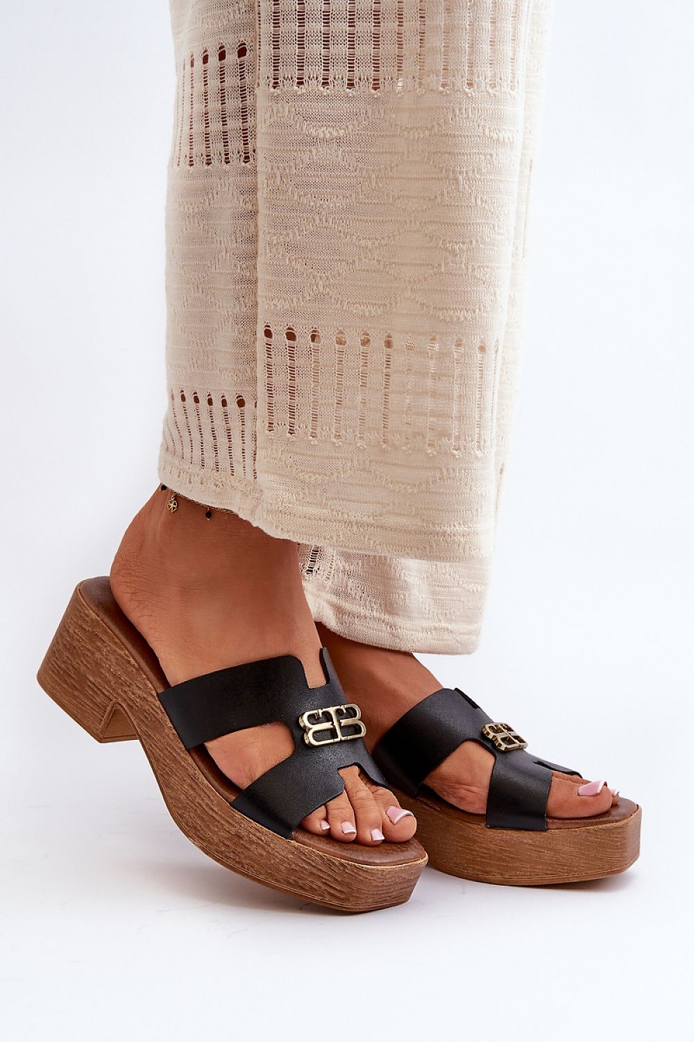 Slides model 198267 Step in style