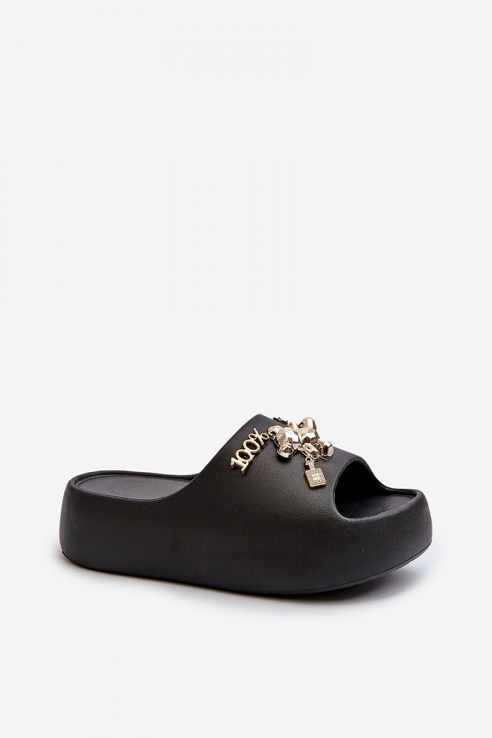 Clacquettes model 198600 Step in style
