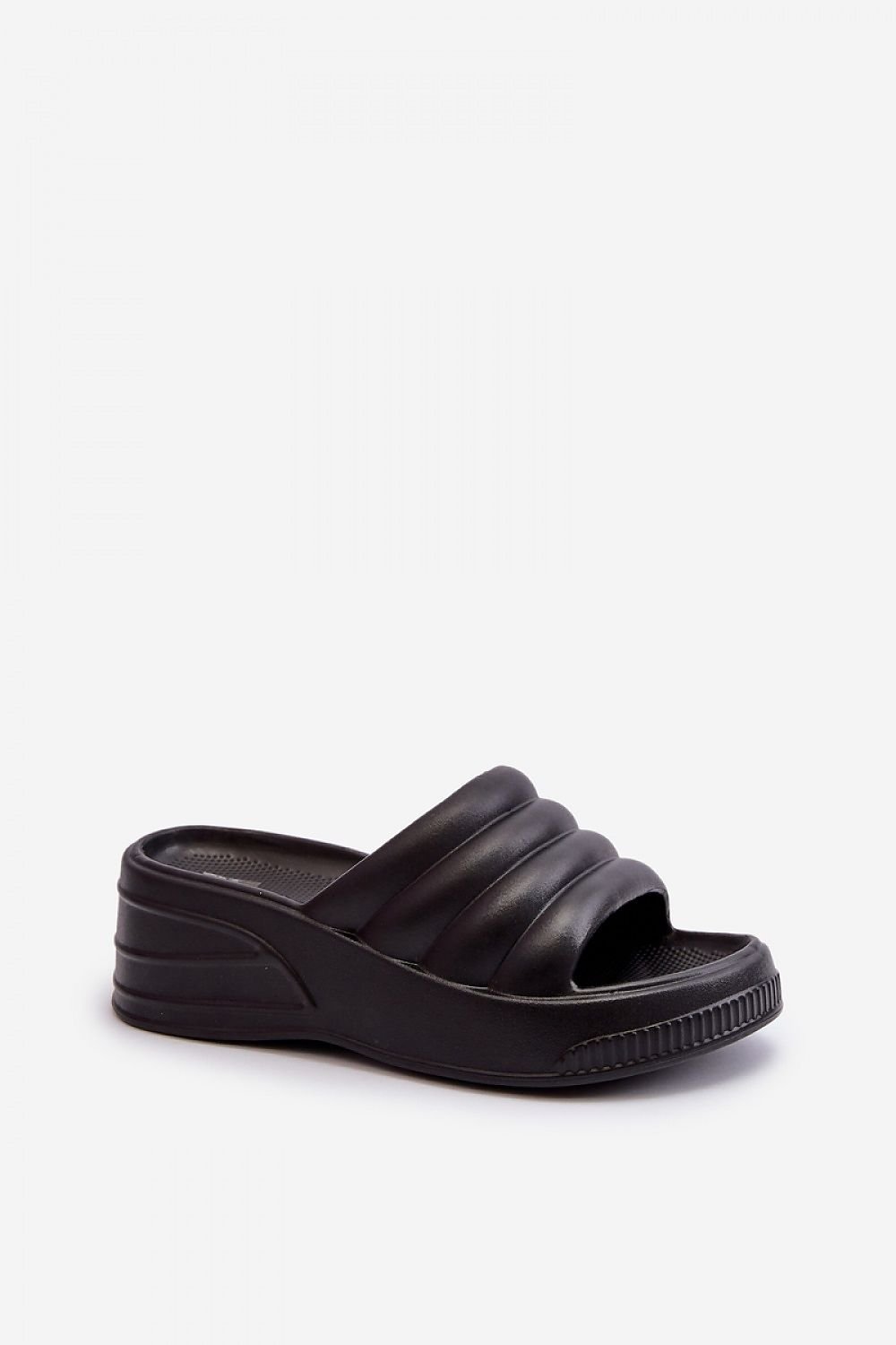 Clacquettes model 198442 Step in style