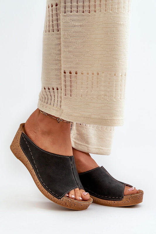 Clacquettes model 198463 Step in style