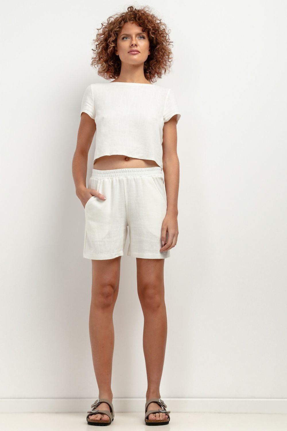 Shorts model 198562 Tessita