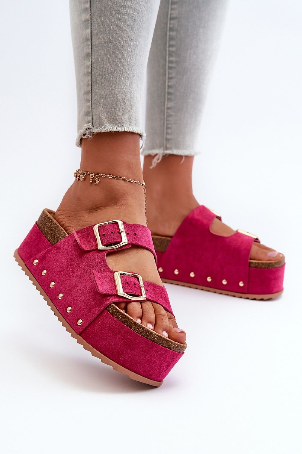 Clacquettes model 198574 Step in style