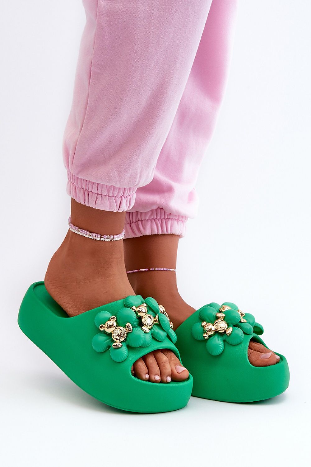 Clacquettes model 198599 Step in style