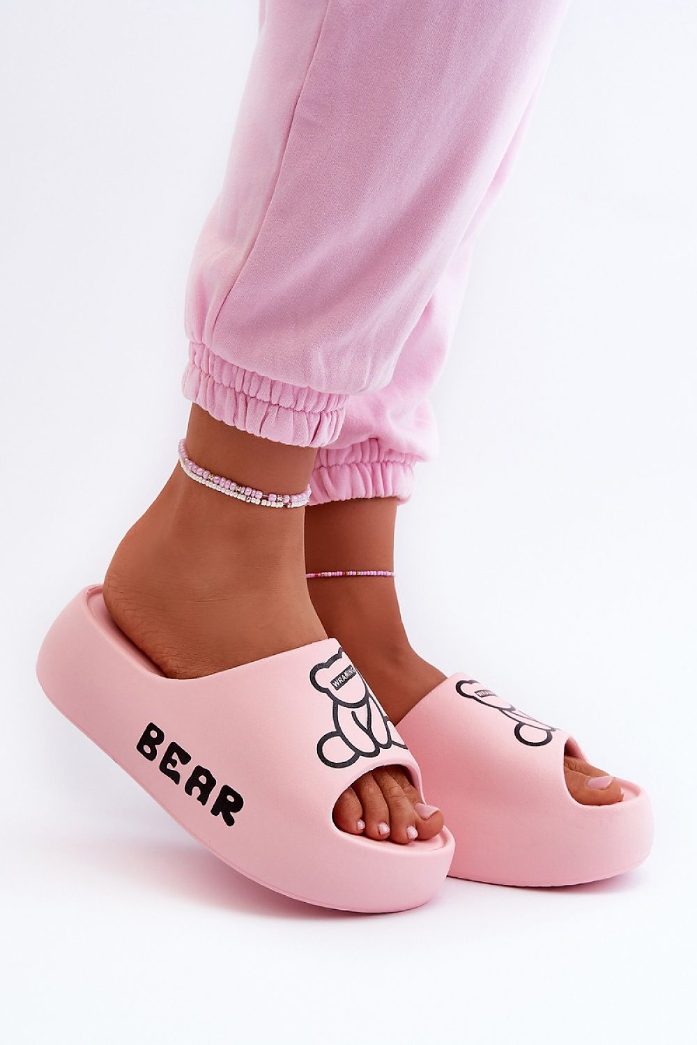 Clacquettes model 198603 Step in style
