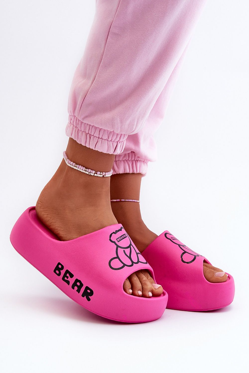 Clacquettes model 198603 Step in style