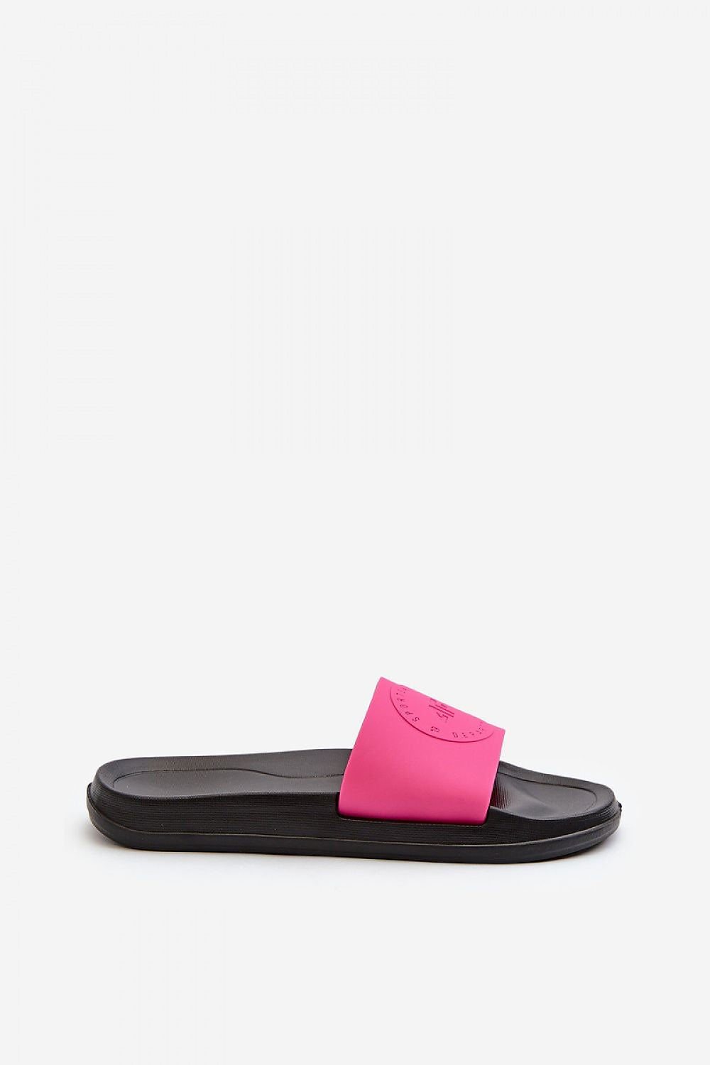 Clacquettes model 198611 Step in style