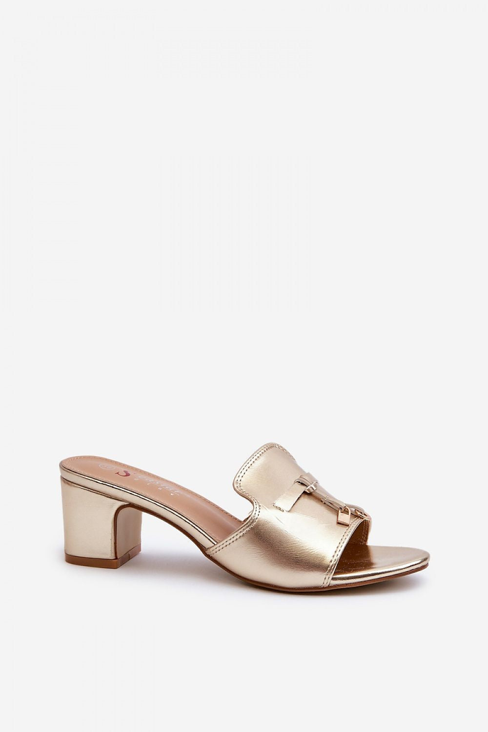 Clacquettes model 198677 Step in style