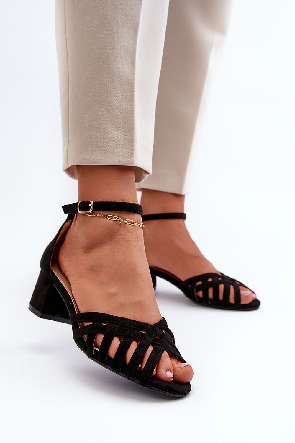 Heeled sandals model 198684 Step in style