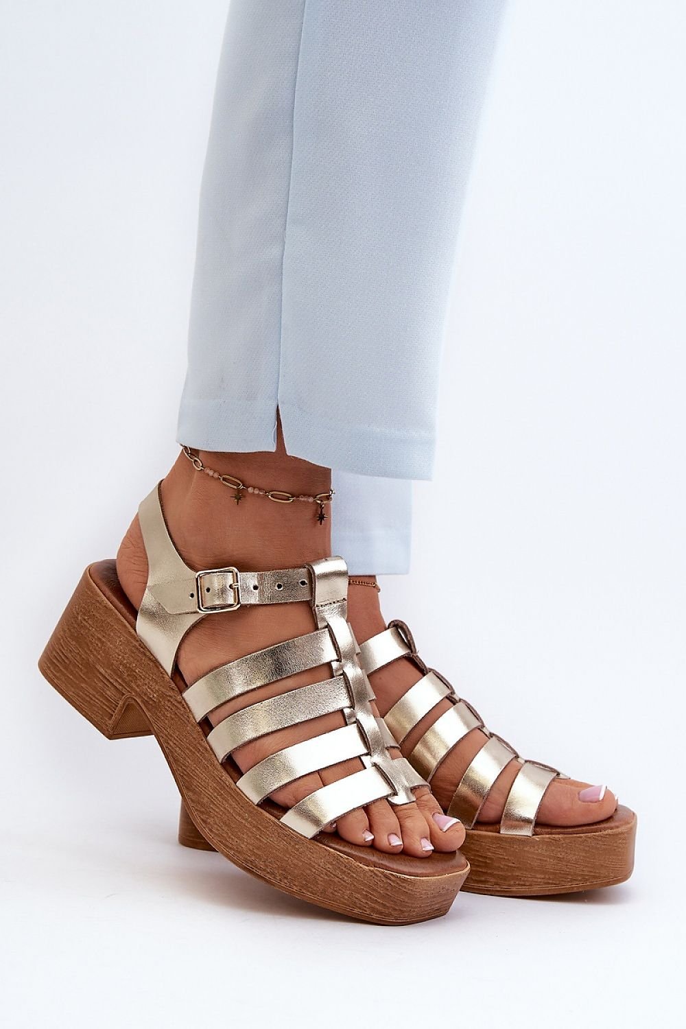 Heeled sandals model 198812 Step in style