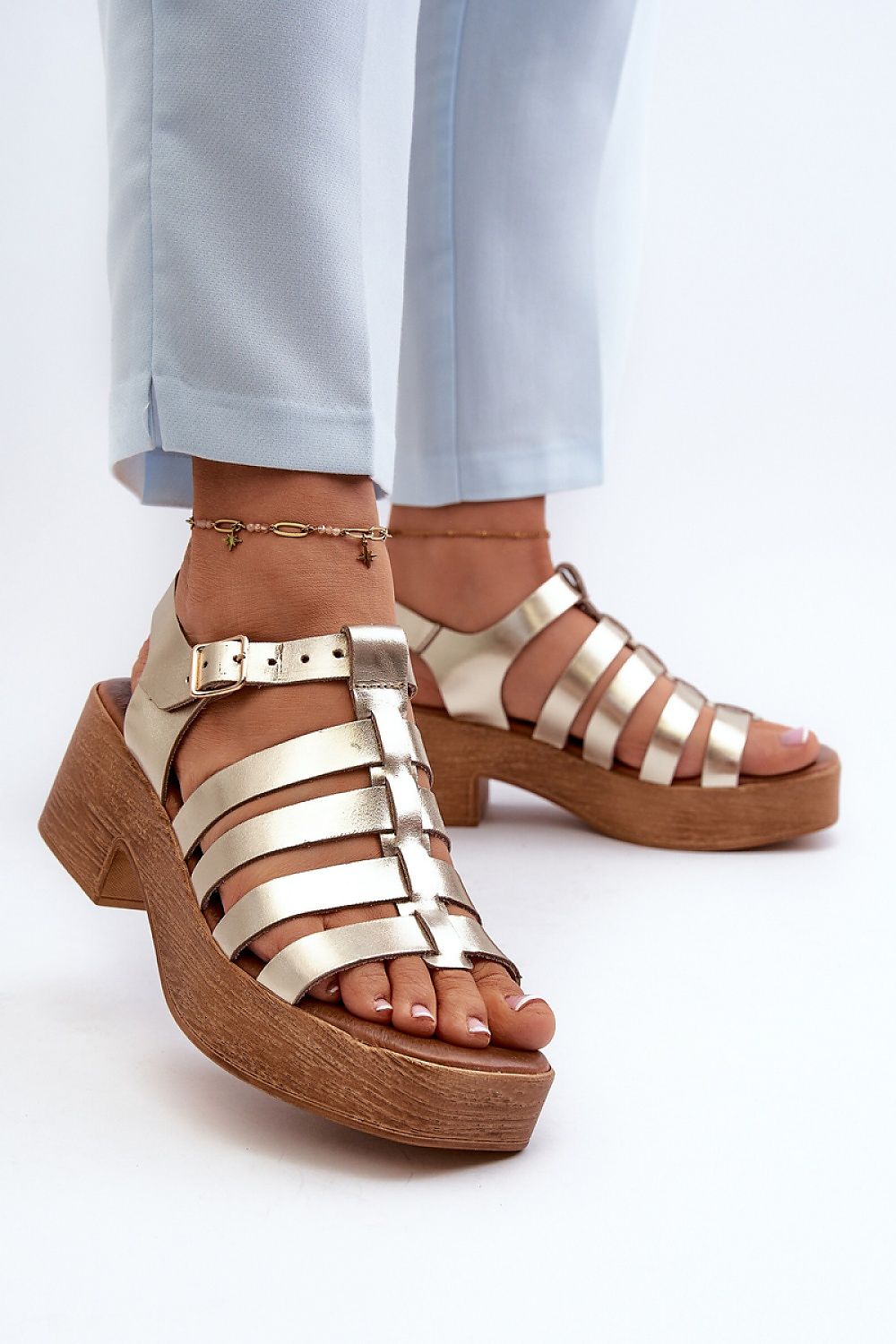 Heeled sandals model 198812 Step in style