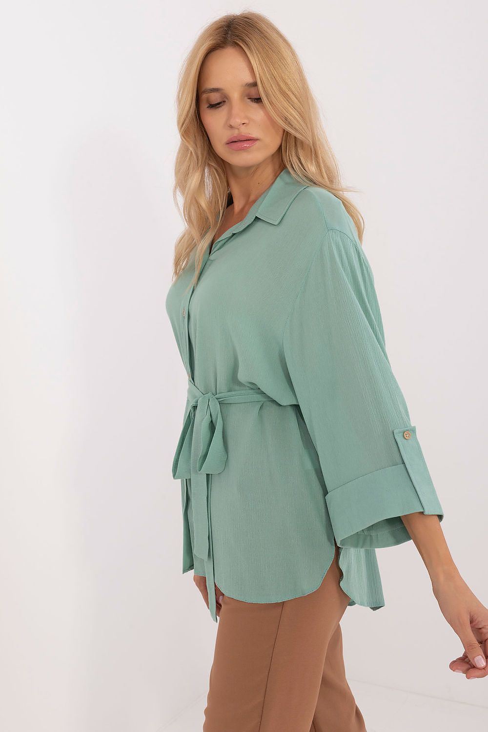 Shirt model 200315 Lakerta