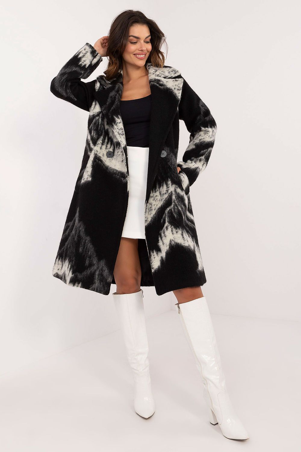 Coat model 200511 Italy Moda