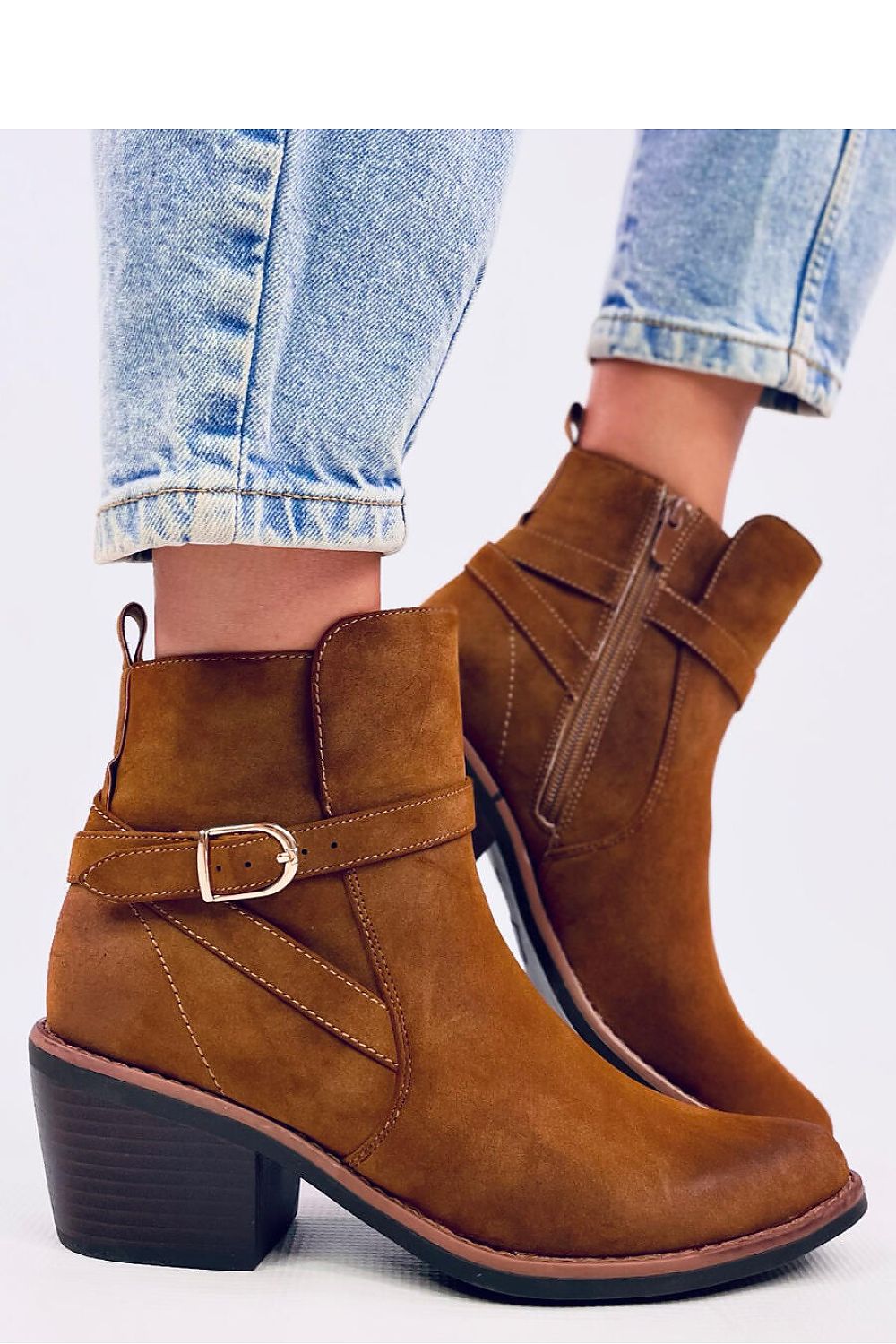 Heeled boots model 200631 Inello