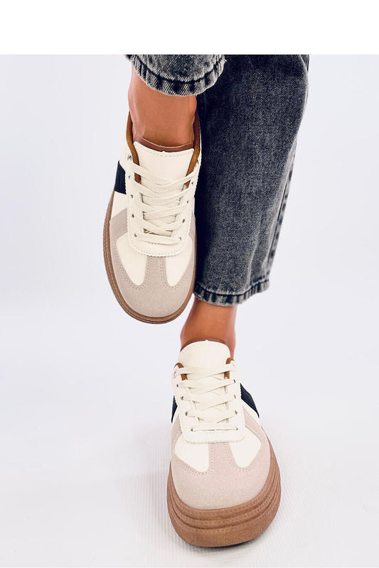 Sports shoes model 200726 Inello