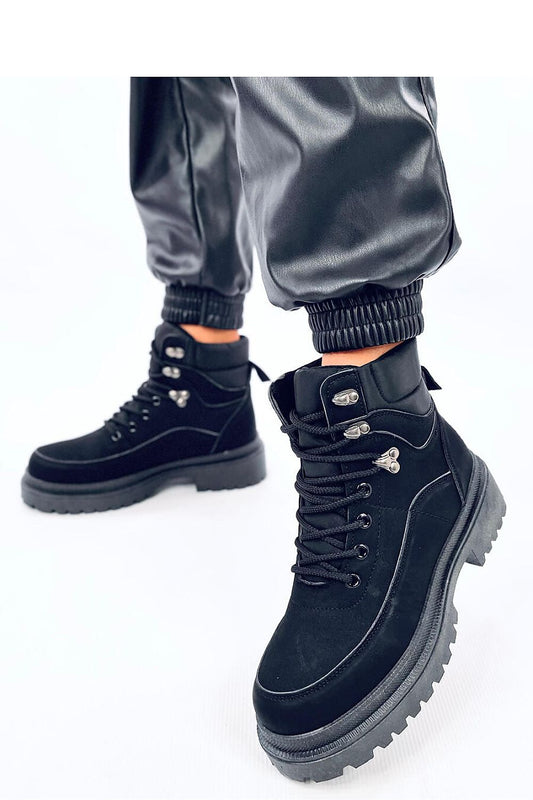 Trapper boots model 201159 Inello