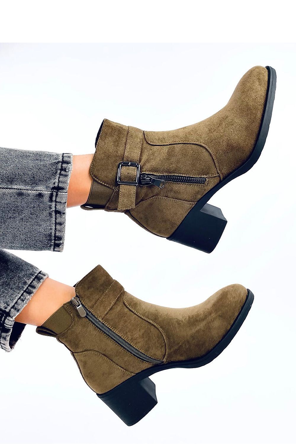 Heeled boots model 201385 Inello