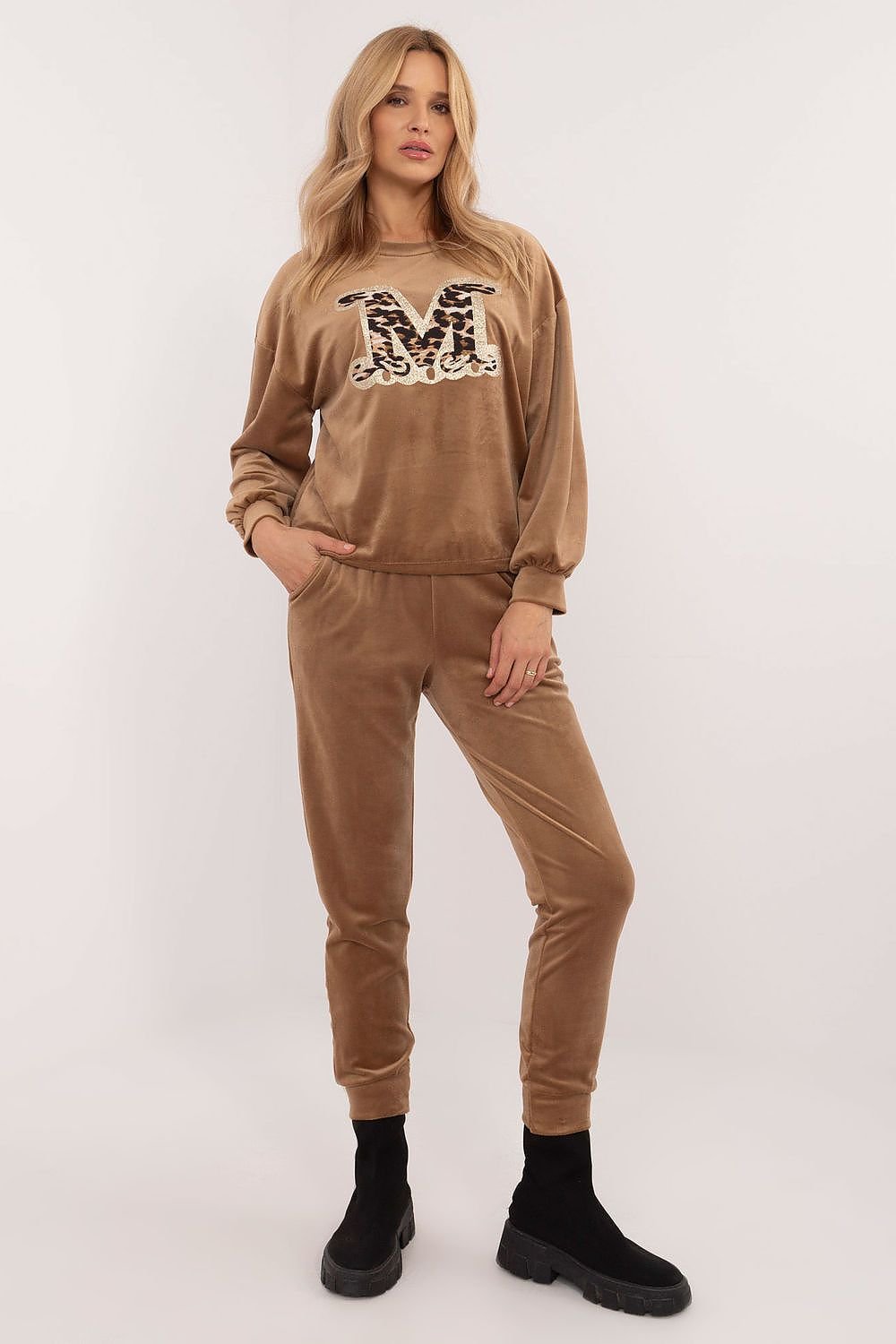The set model 201591 Italy Moda