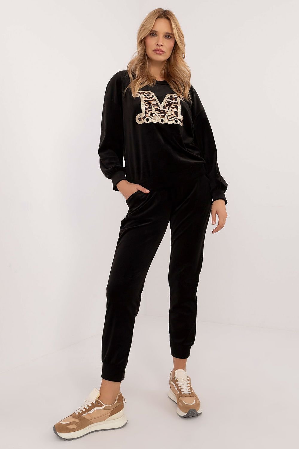 The set model 201591 Italy Moda