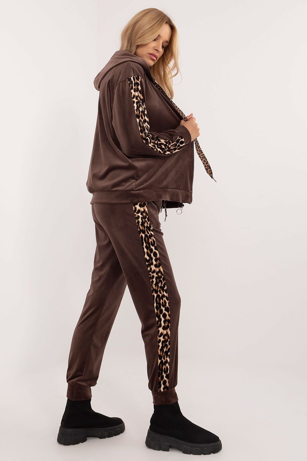The set model 201595 Italy Moda